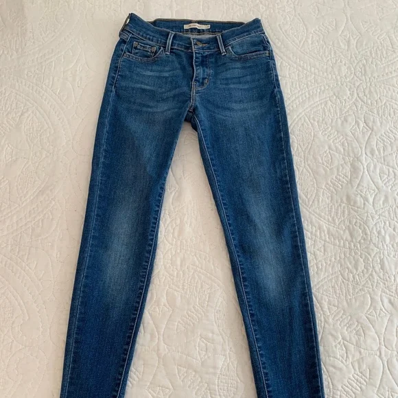 Levi's Super Skinny Jean - Picture 1 of 5